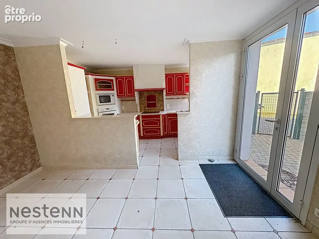 Ensemble immobilier à vendre à Challans Maison 4 Chambres et 2 locaux commerciaux - photo 8
