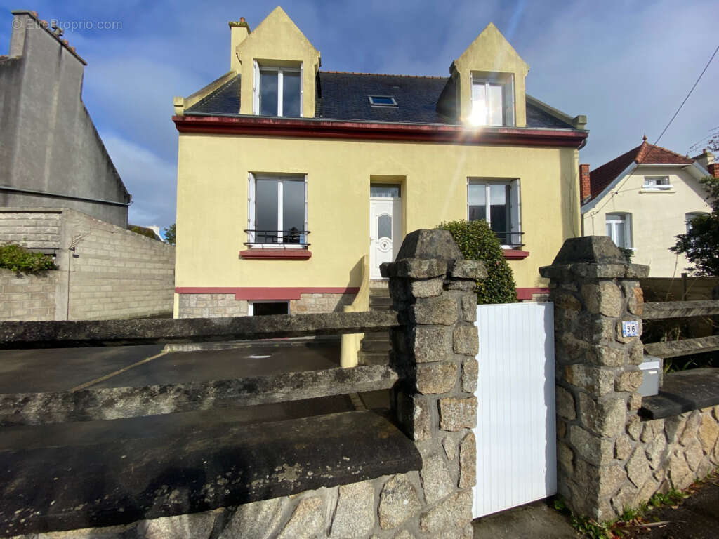 Maison à LESNEVEN
