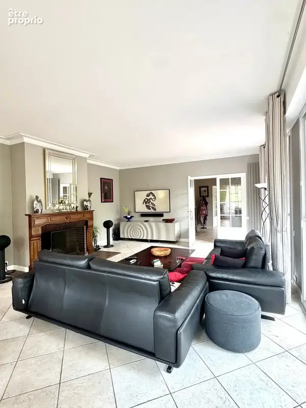 Maison 11 pièces 470 m² à vendre à Montfort-Sur-Risle (27290) - photo 5