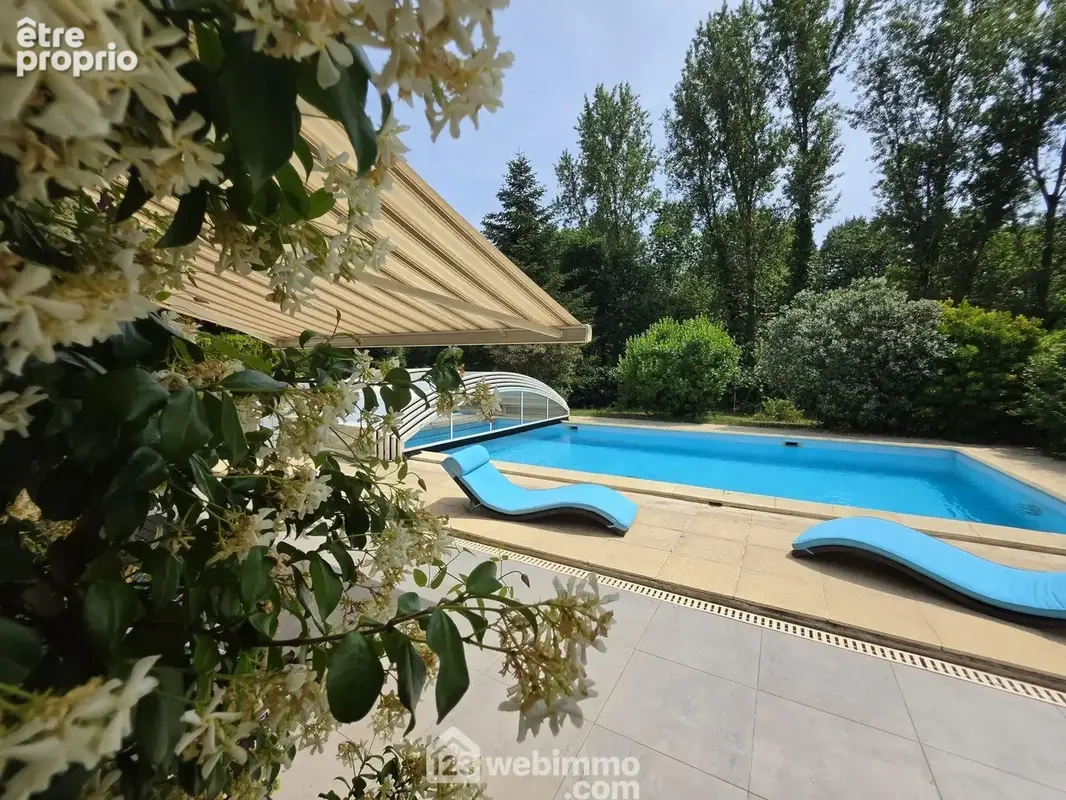 Maison 7 pièces 170 m² à vendre à Blanquefort (33290) - photo 5