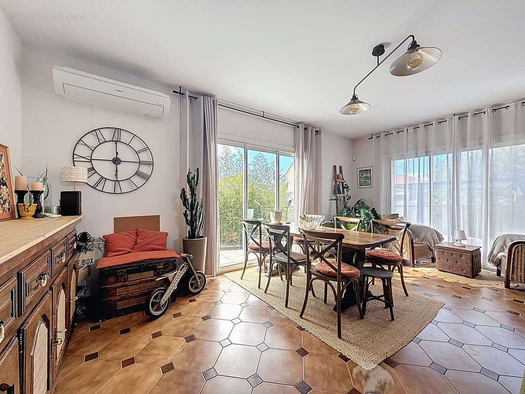 Maison à VILLENEUVE-DE-LA-RAHO