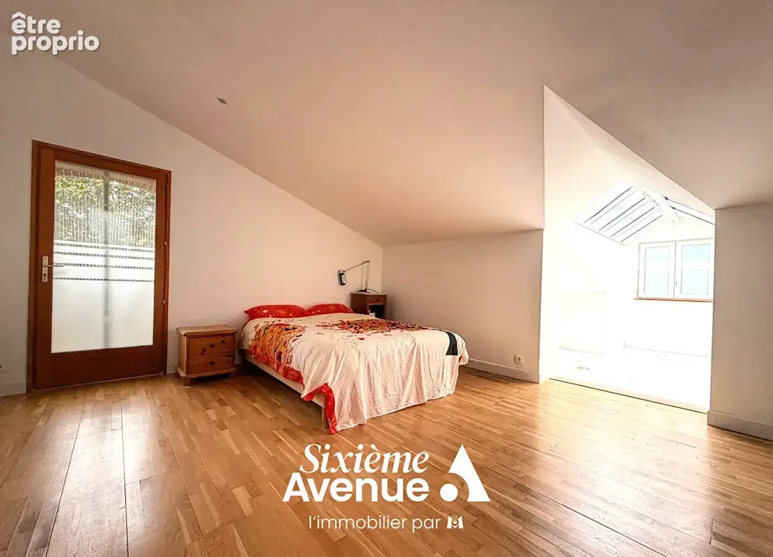 Maison Bessens 4 pièce(s) 150 m2 - photo 8
