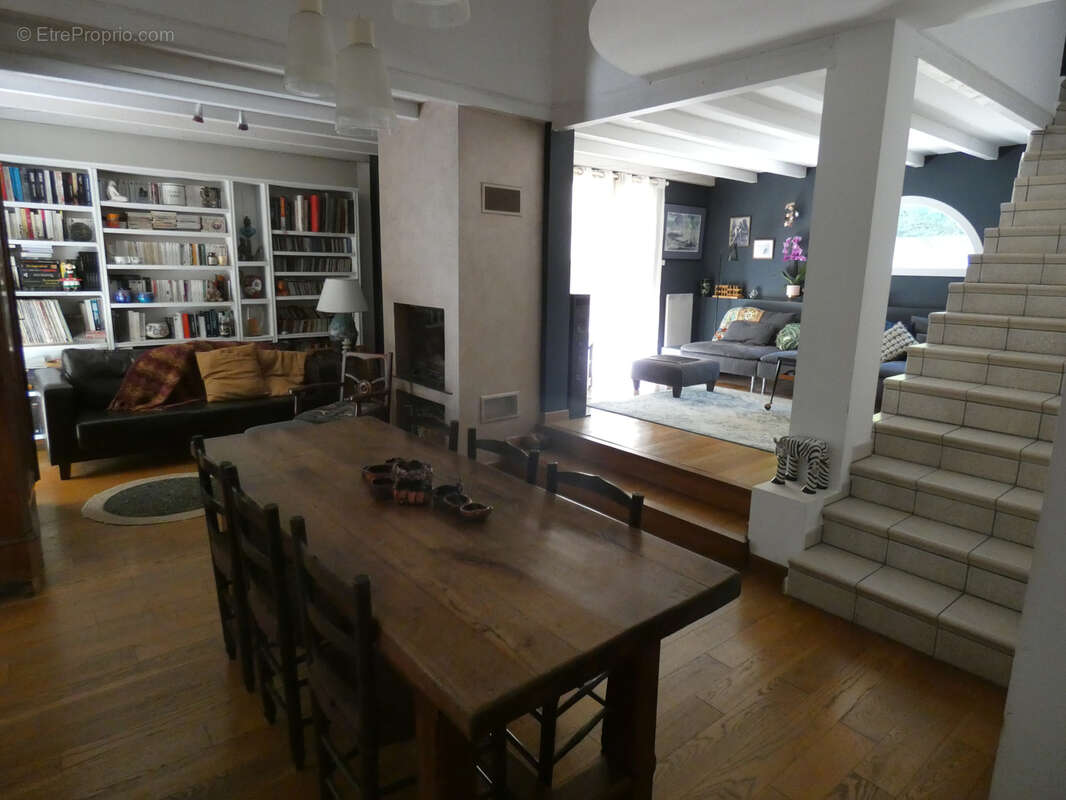 Maison à VILLEMOUSTAUSSOU