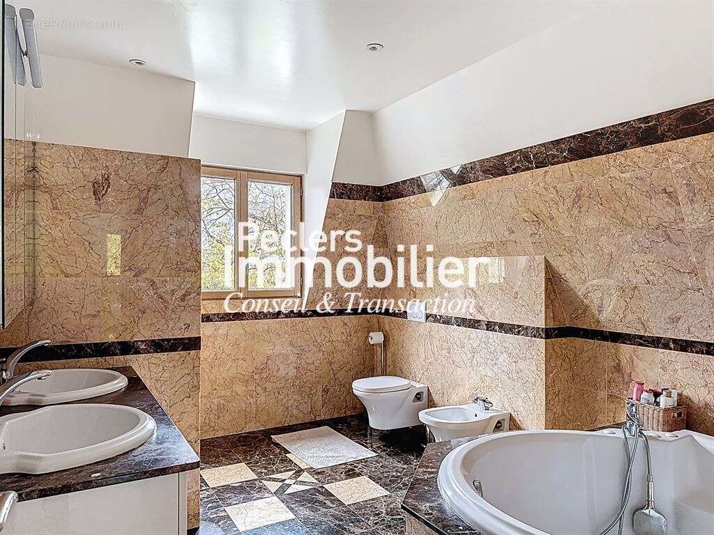 Maison à RUEIL-MALMAISON