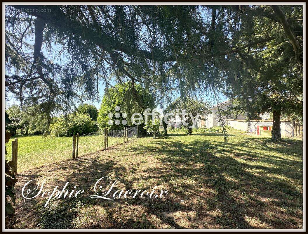 Maison à LENS-LESTANG