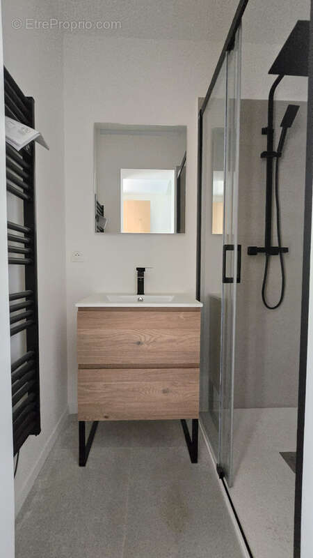 Appartement à LIMOURS