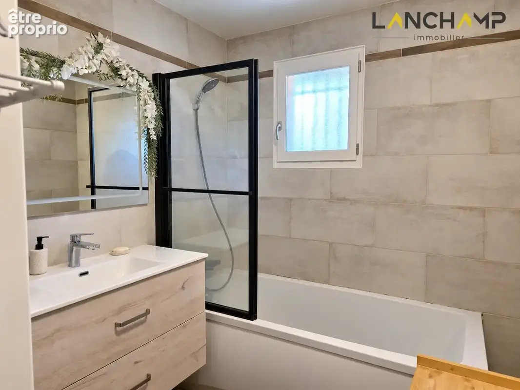 Maison de plain-pied avec quatre chambres à Serrières-en-Chautagne - photo 8
