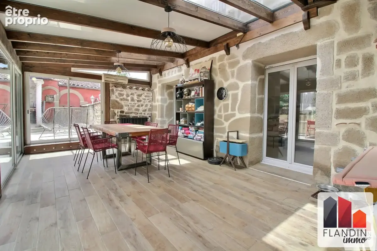 Maison 5 pièces 149 m² à vendre à Thurins (69510) - photo 8