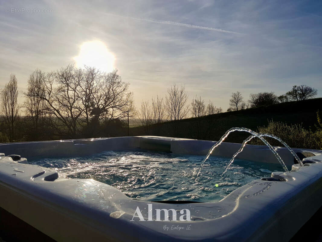 Maison à VILLEBRUMIER