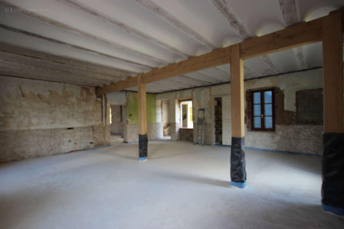 Maison à AUTUN