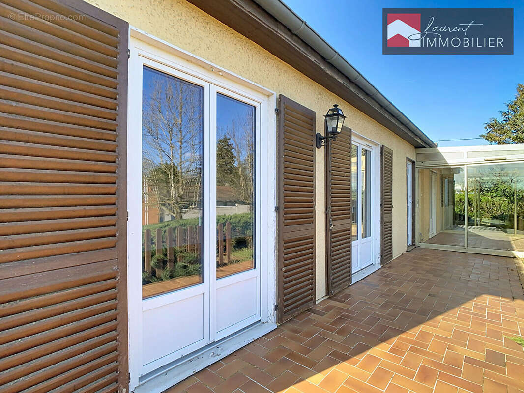 Maison à PONT-DE-VAUX