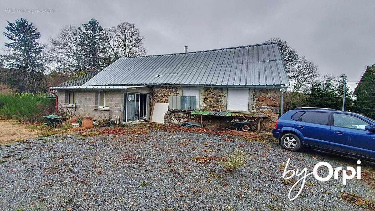 Maison à VERNEUGHEOL