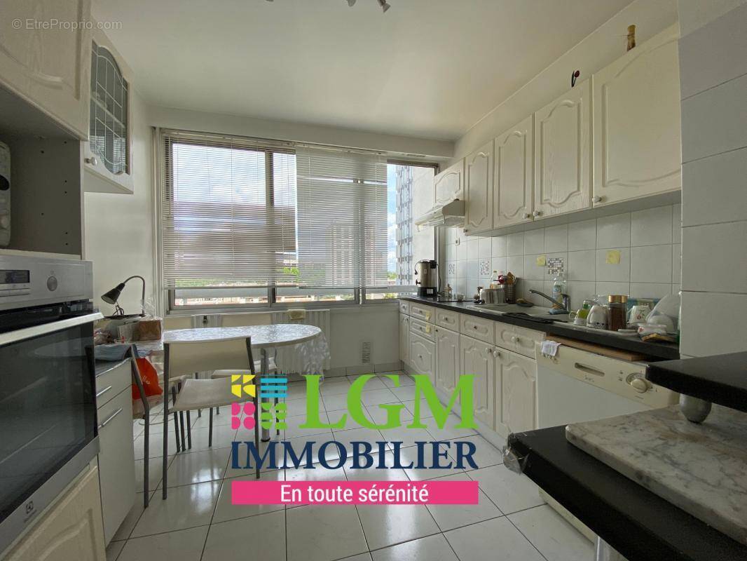 Appartement À Vendre - photo 3