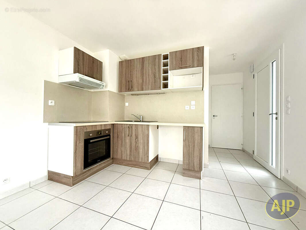 Maison à SAINTE-PAZANNE