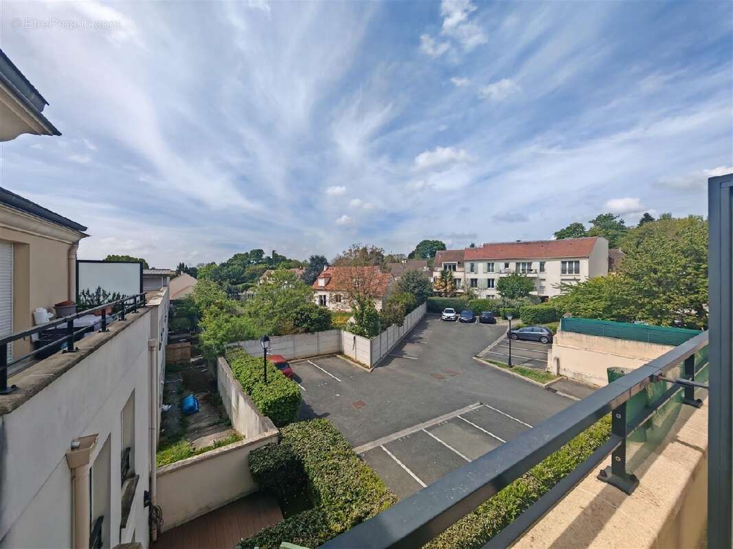 Appartement à LOUVRES