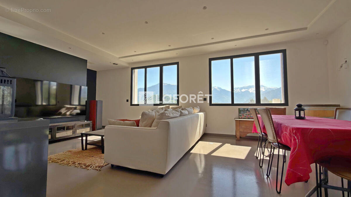 Appartement à MERCURY