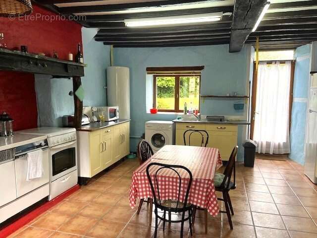 Maison à CHAMPAGNAC-LA-RIVIERE