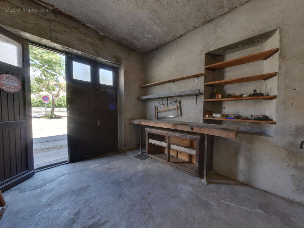 Maison à LES OLLIERES-SUR-EYRIEUX