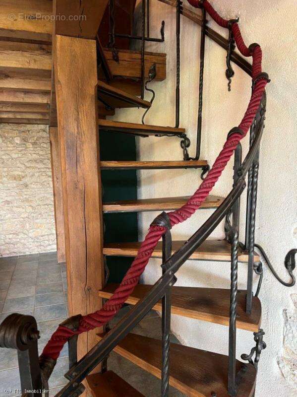 Maison à CELLEFROUIN