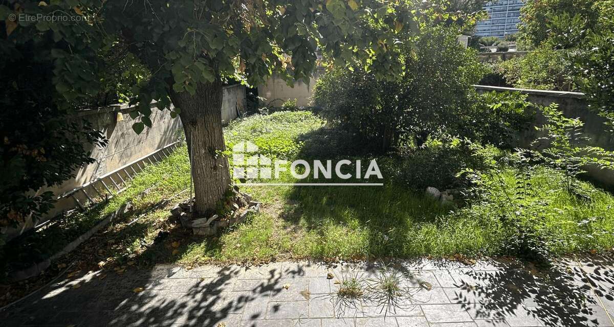 Appartement à MARSEILLE-8E