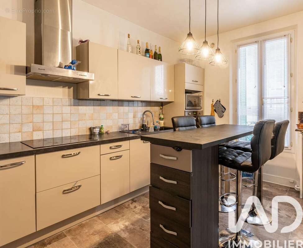 Photo 2 - Appartement à COMBS-LA-VILLE