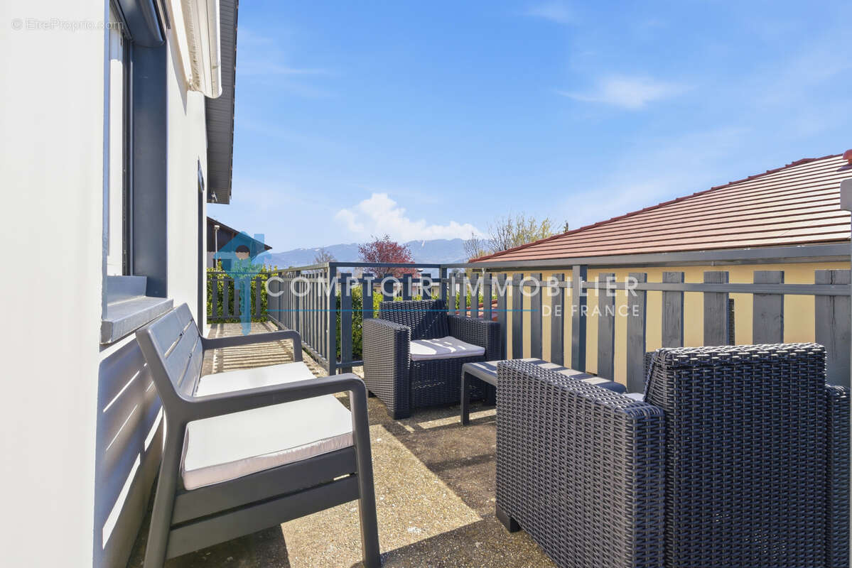 Maison à SAINT-NAZAIRE-LES-EYMES