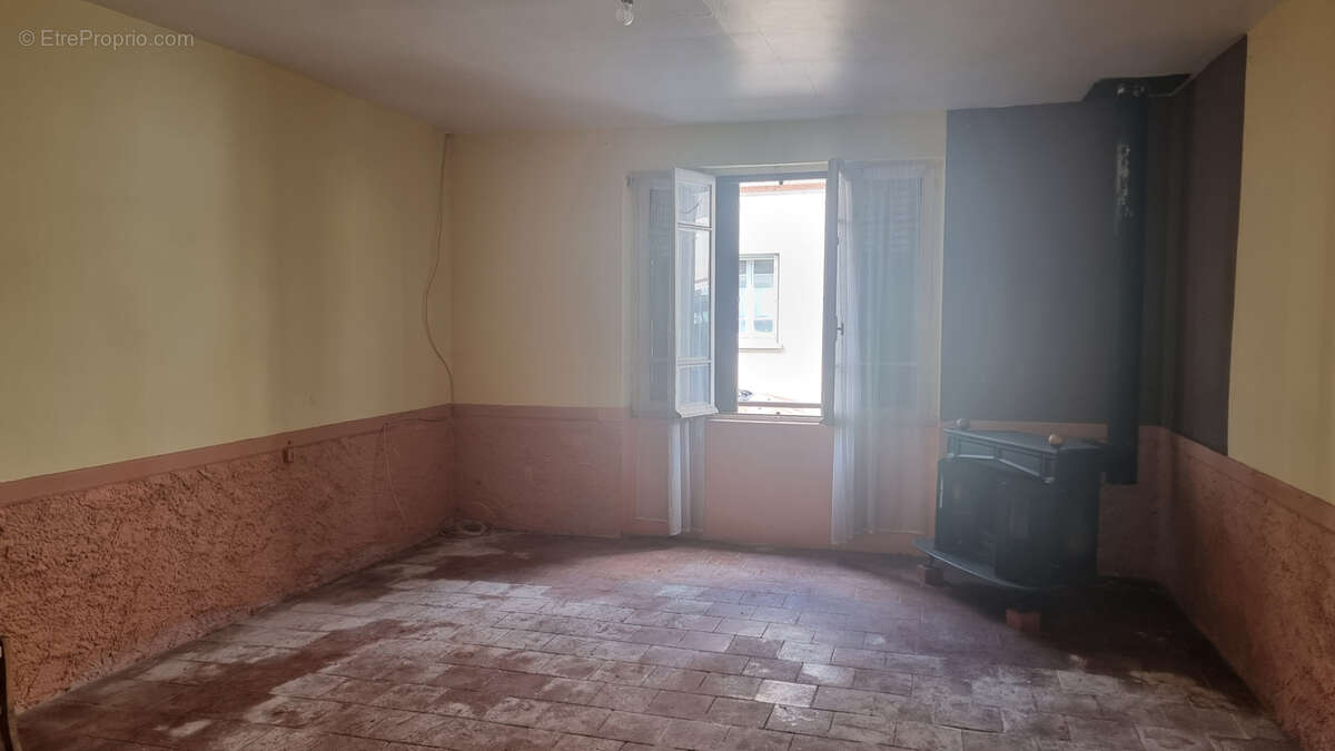 Maison à L&#039;ISLE-EN-DODON