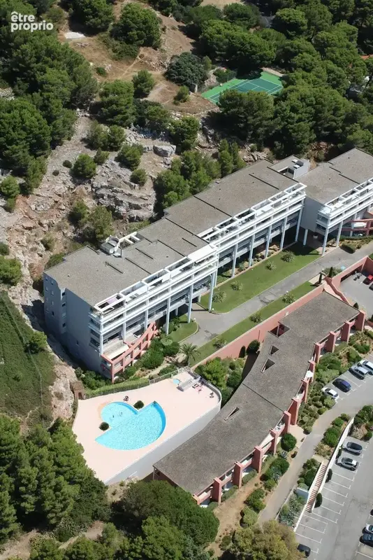 Dans une résidence de haut standing T3 avec vue panoramique, piscine, tennis - photo 9