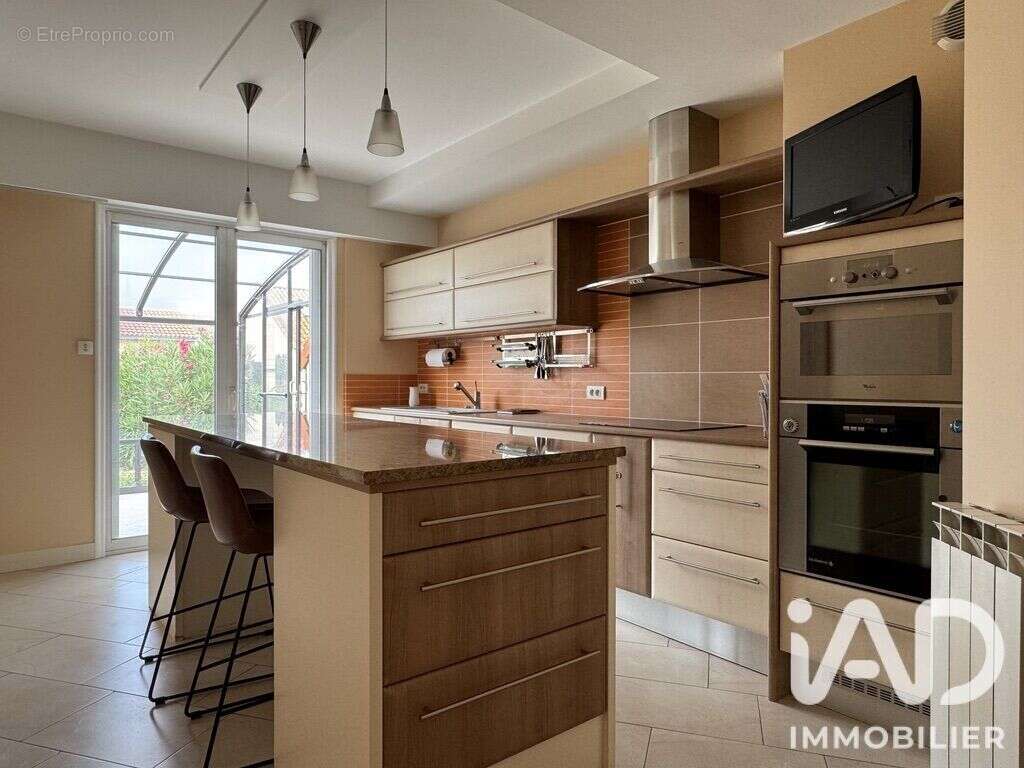 Maison 154 m² à Bouguenais  - photo 3