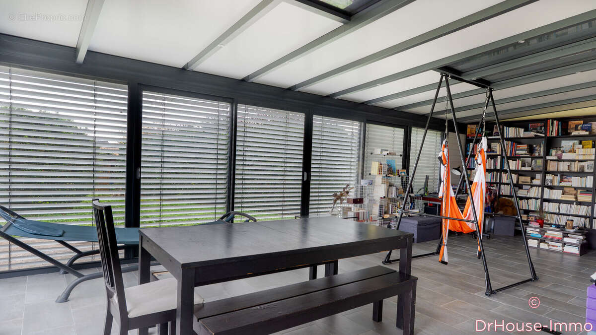 Maison à VOUNEUIL-SOUS-BIARD