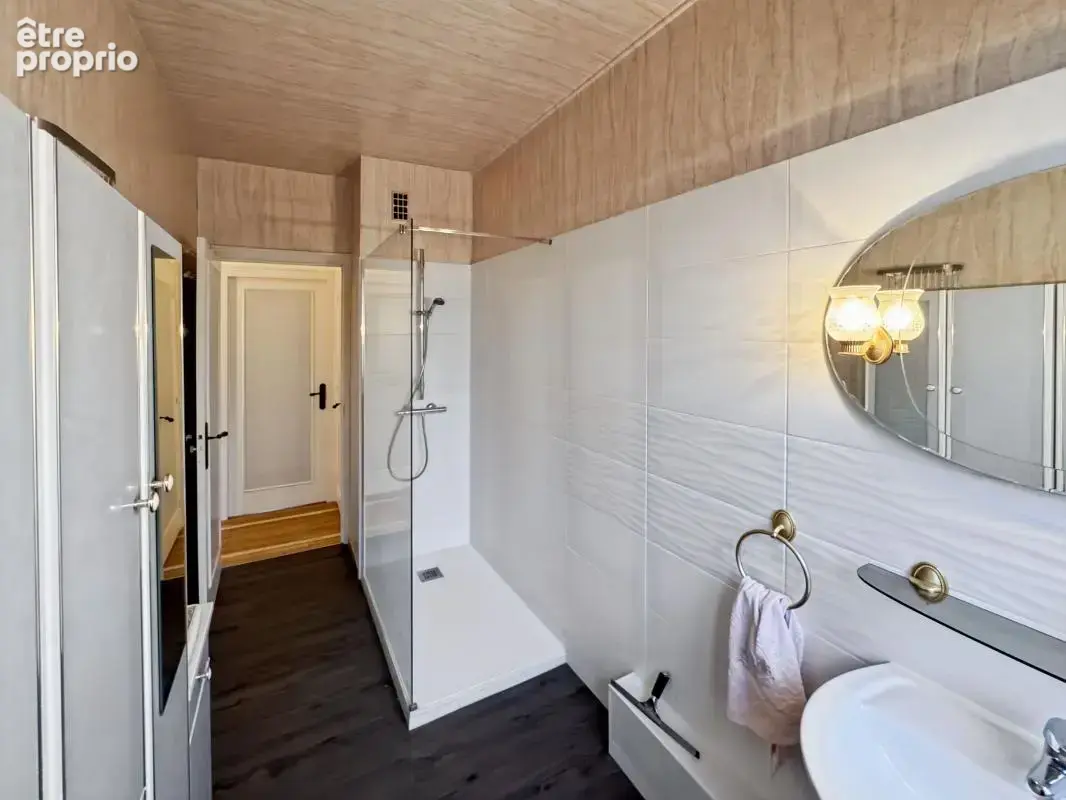 Appartement T4 lumineux 89 m² – Centre de Périgueux – Loggia – Ascenseur - photo 9