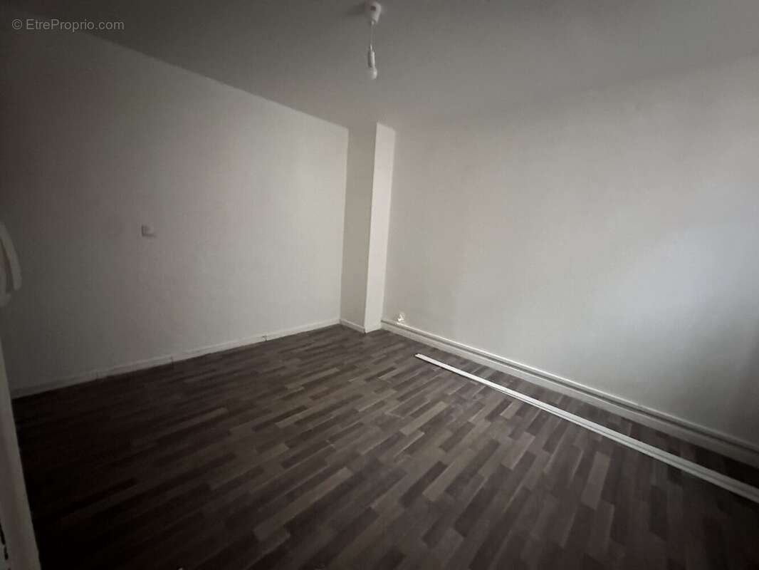 Appartement 100 m² à Roubaix  - photo 2
