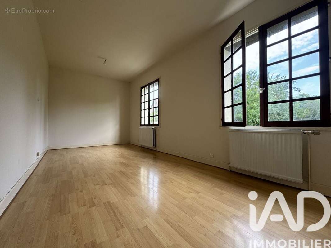 Maison 76 m² à Logron  - photo 3