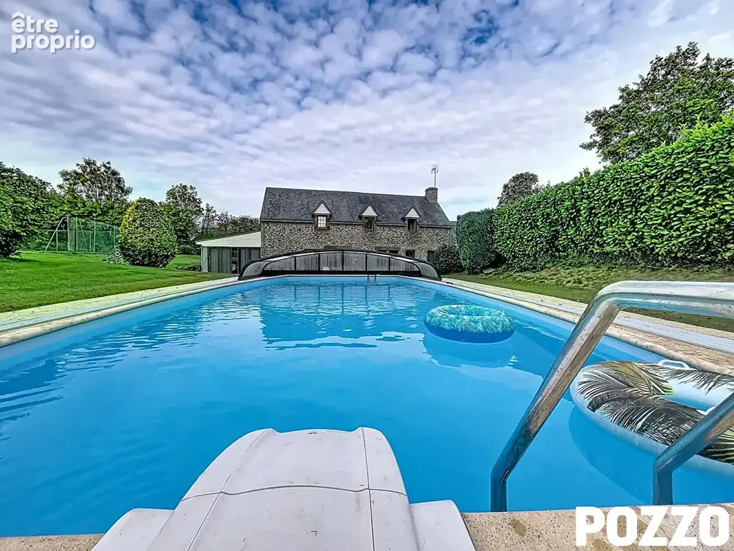 Maison - 180 m² -  5 pièces - jardin - piscine - court de tennis -  gîte avec 3 chambres de 90m² environ - photo 2