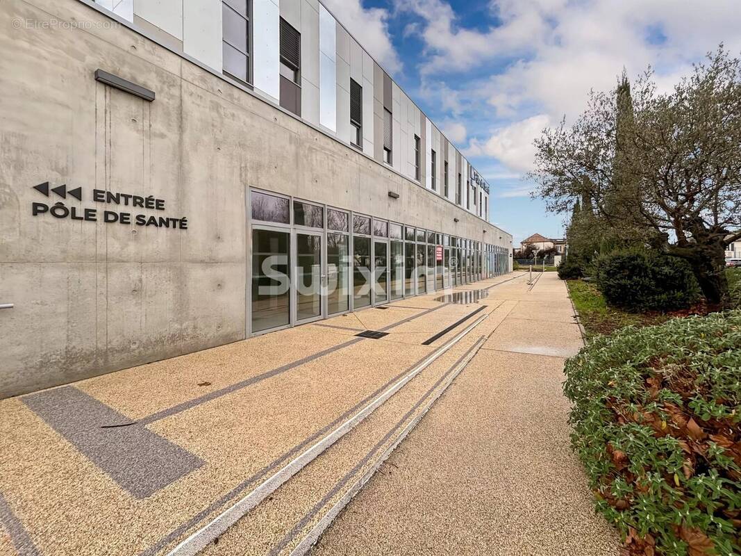 Commerce à PIERRELATTE