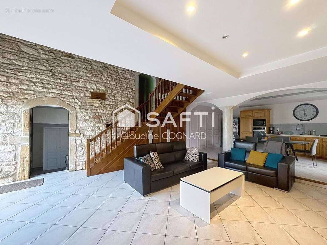 Photo 5 - Maison à PRISSE