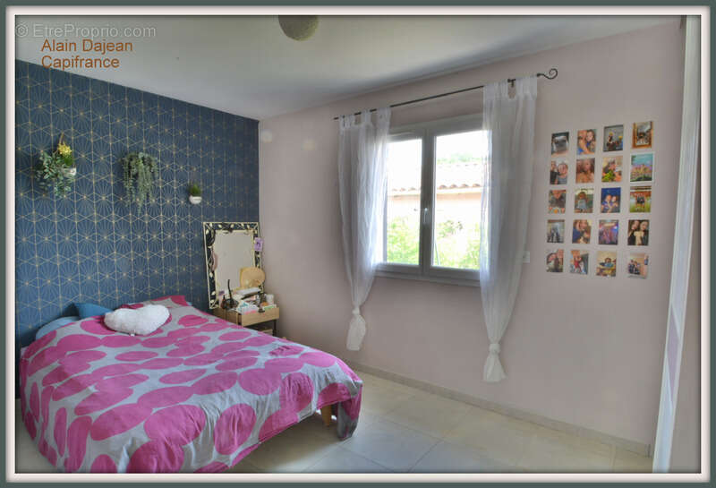 A vendre Maison Contemporaine  6 pièces MONBAHUS (47)-131 M2 -Terrain arboré 2000 M2 - photo 9