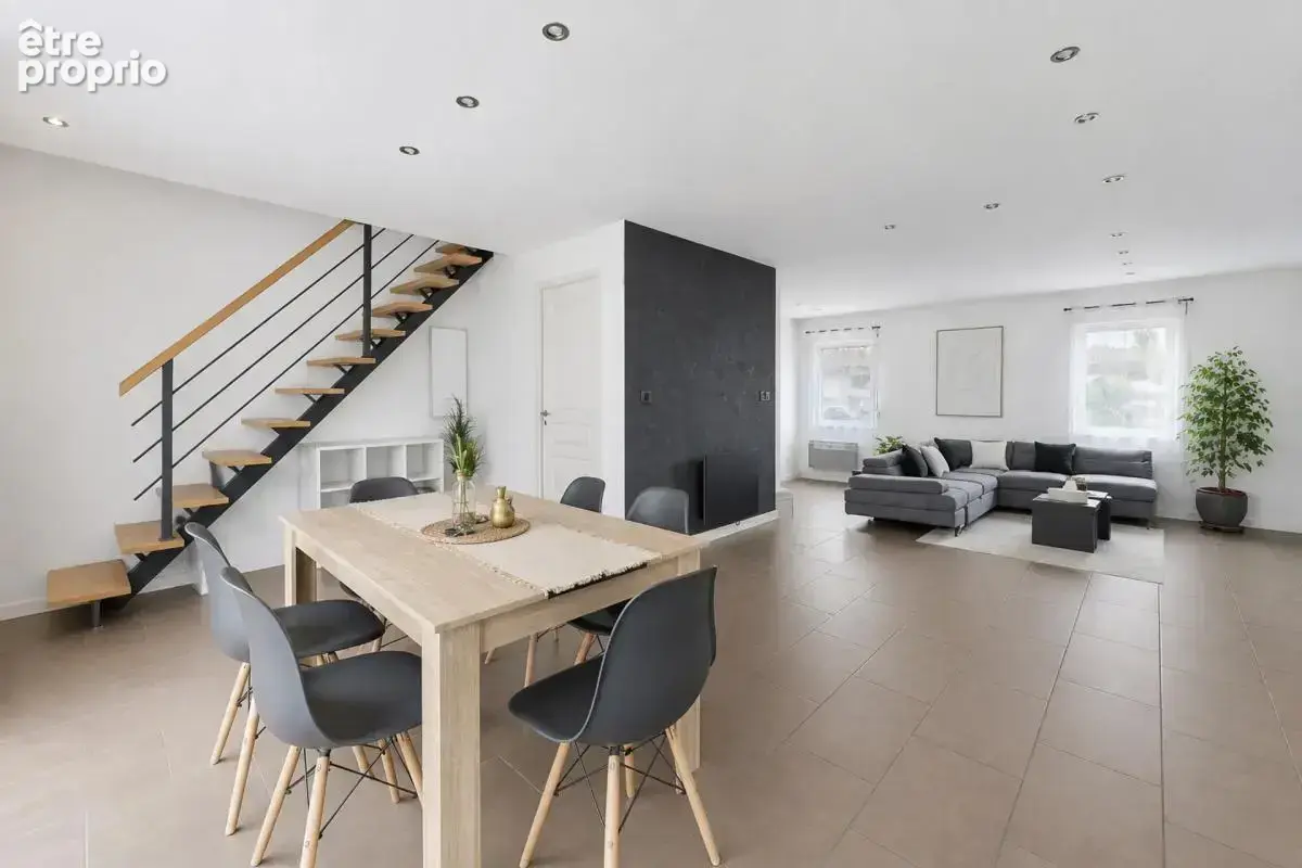 Maison de 5 pièces de 87 m² à Bègles - photo 4