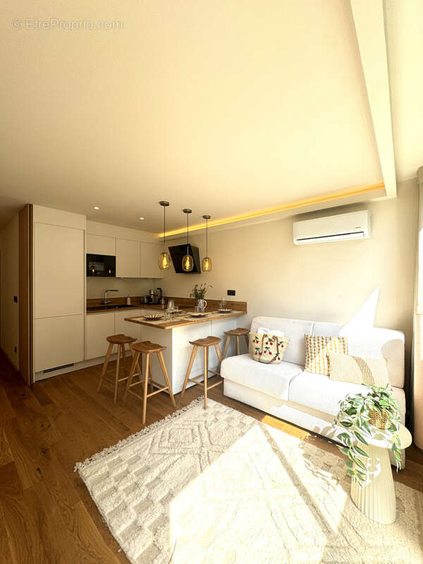 Appartement à SIX-FOURS-LES-PLAGES
