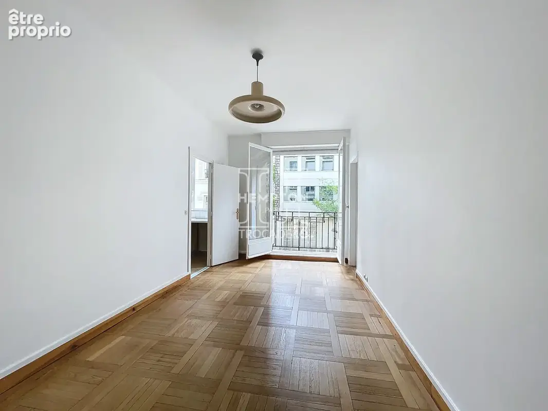 Photo Appartement à Paris-16e au prix de 695 000€