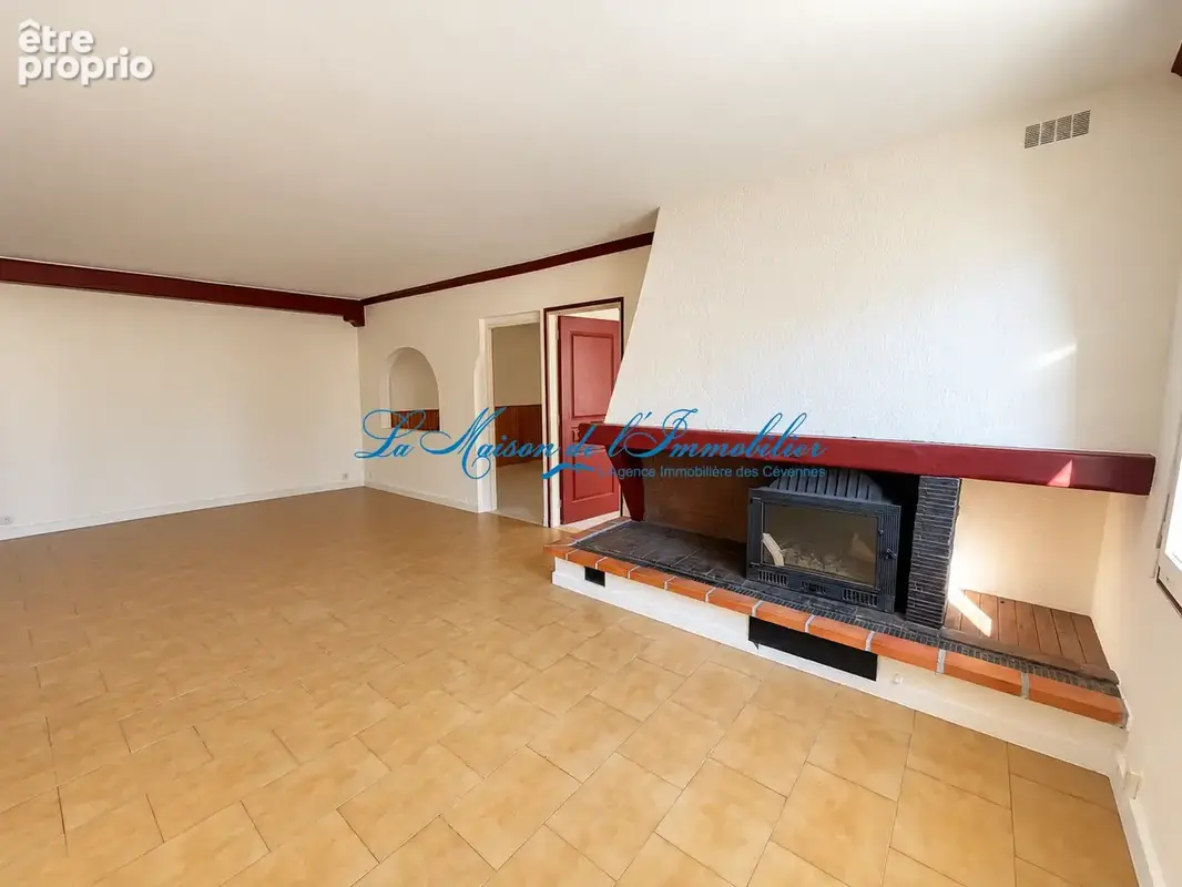 Proche centre ville Alès appartement de type F3 avec syndic bénévole - photo 3