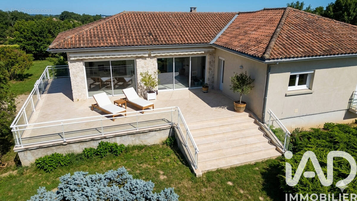 Photo 1 - Maison à FEUGAROLLES