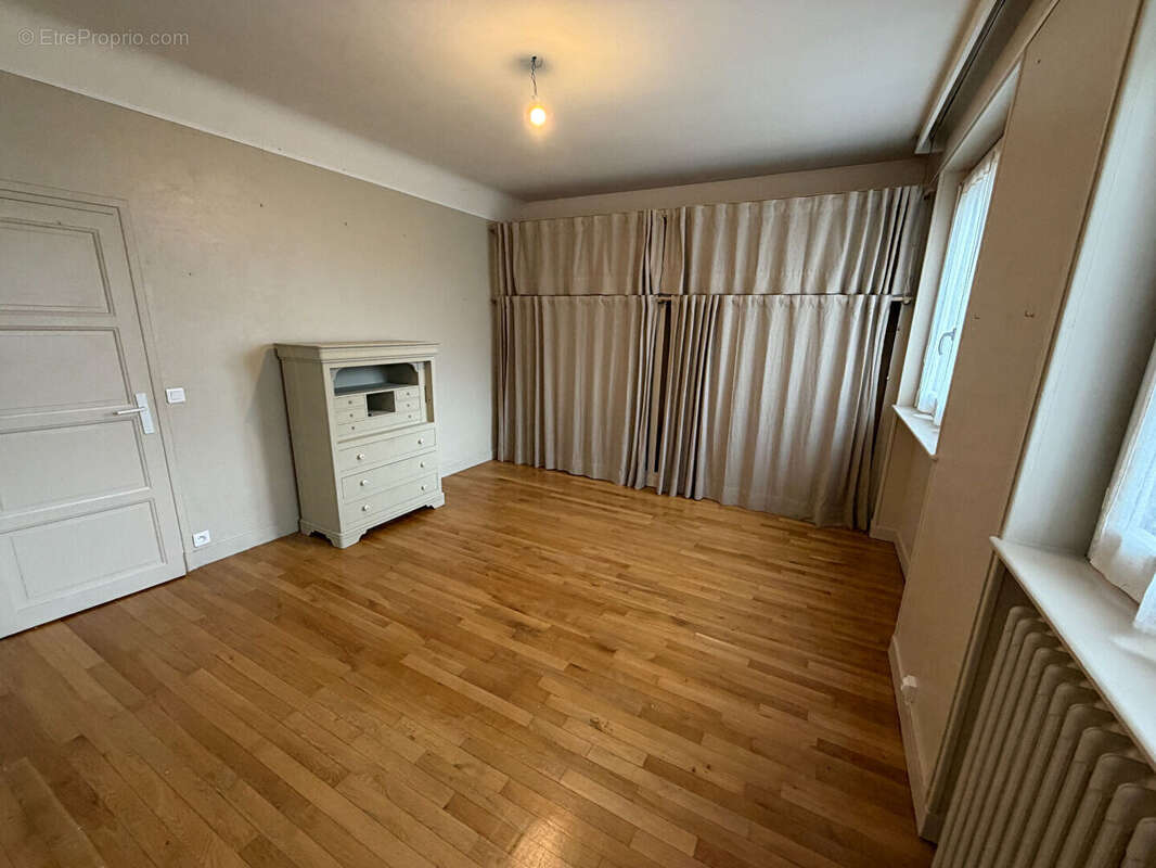 Appartement à GUERET