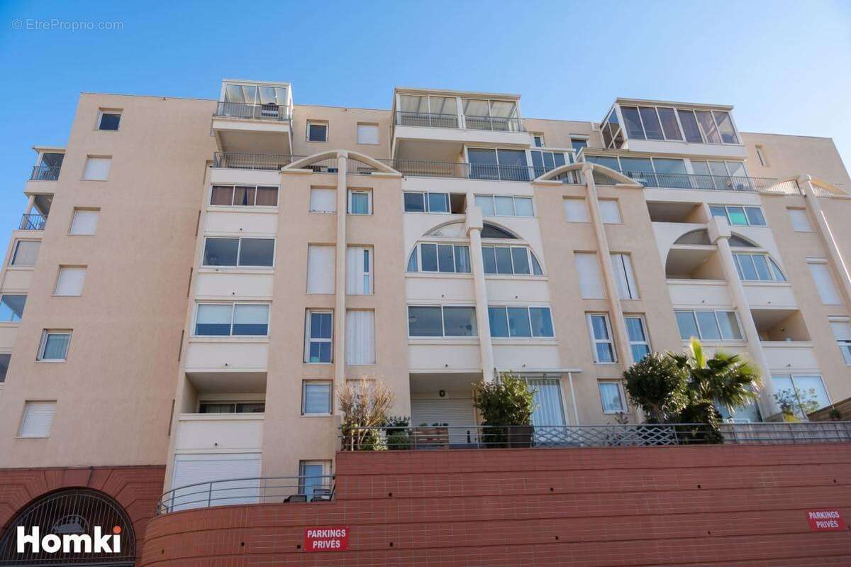 Appartement T2 cabine et loggia de 35 m2 à Sète 34200 - photo 8