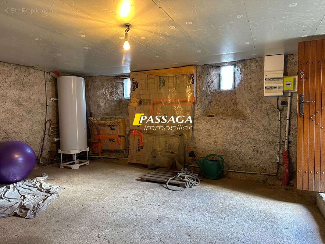 Maison à SAINT-PIERRE-DE-NOGARET