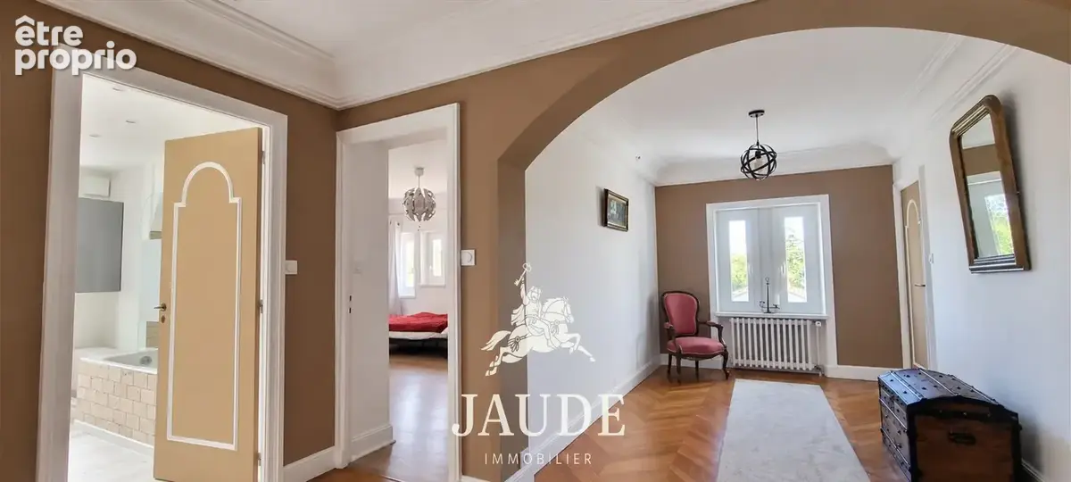 Élégante propriété en bord d’Allier, dans un parc de plus d’un hectare, 5 chambres et de nombreuses dépendance - photo 21