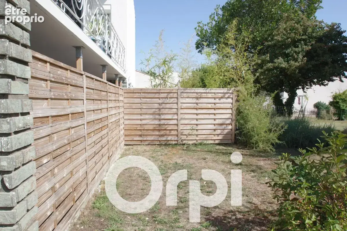 Aux portes de La Rochelle : superbe maison familiale rénovée avec grand jardin - photo 25
