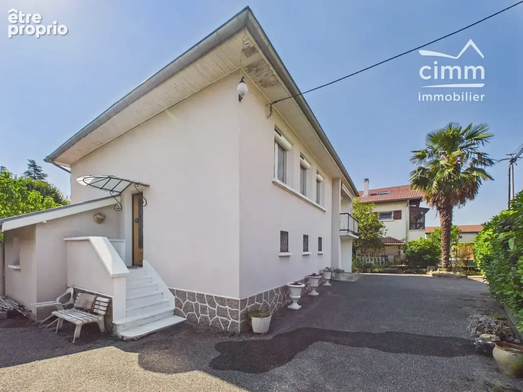 Maison 90 m² à Tullins  - photo 2