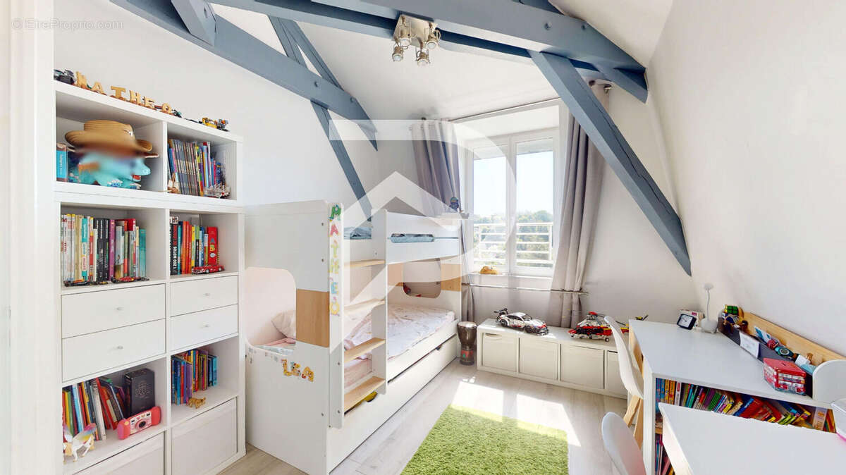 Appartement à MAREIL-MARLY