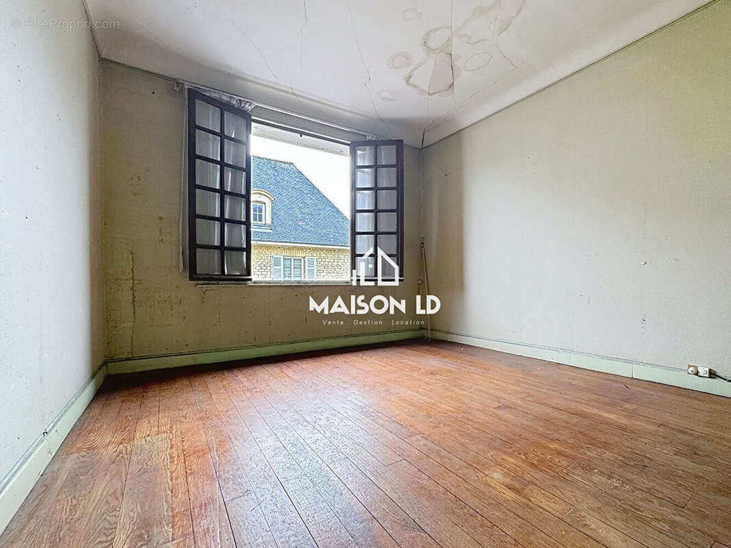 Maison à AUNAY-SUR-ODON